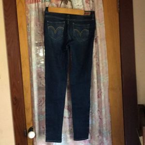 Levi's size 7 m